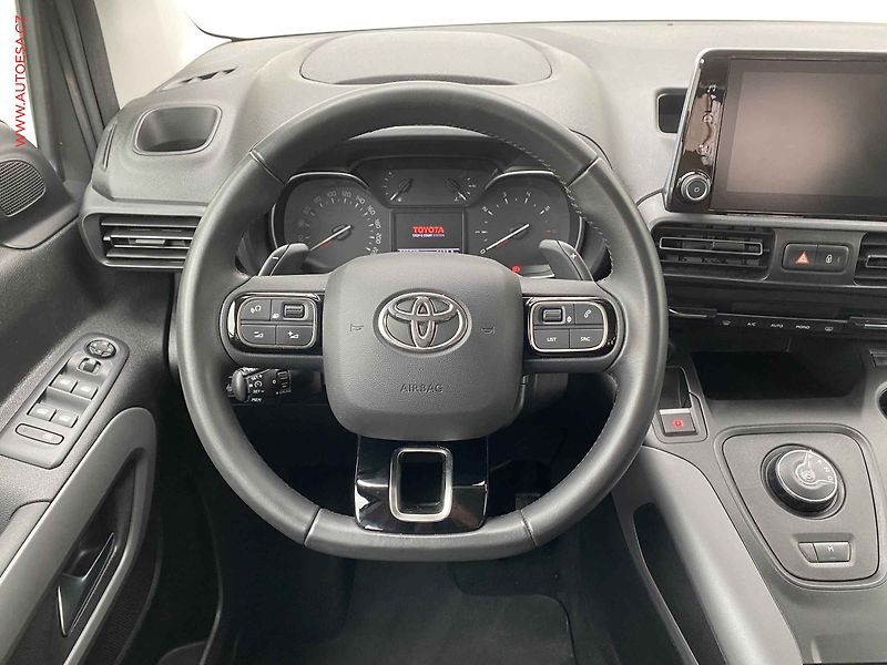 Toyota ProAce City Verso (2023) 1.5D-4D, 1.maj,ČR, Family - fotka 11 z 14