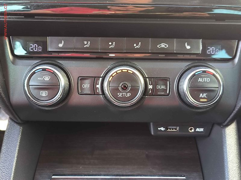 Škoda Octavia (2015) 2.0TDI 4x4, ČR, Scout, navi - fotka 14 z 19