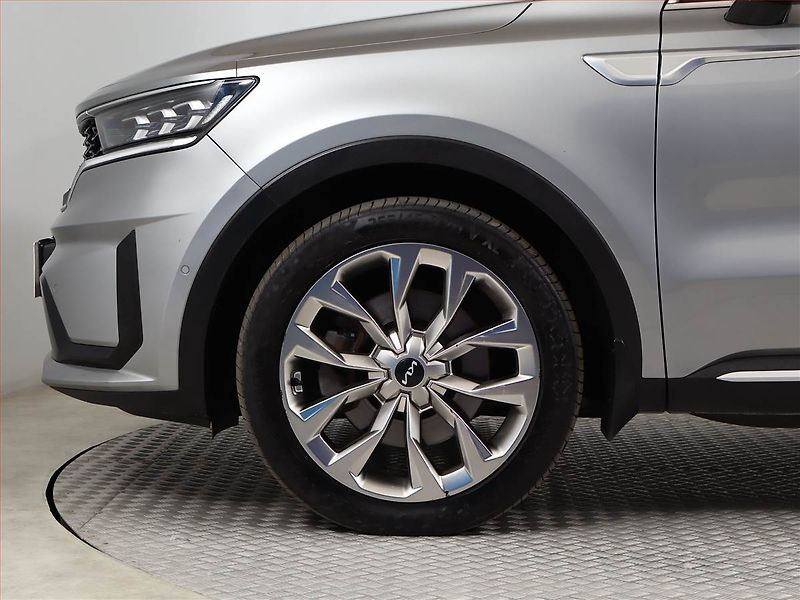 Kia Sorento (2022) 2.2 CRDi - fotka 13 z 28
