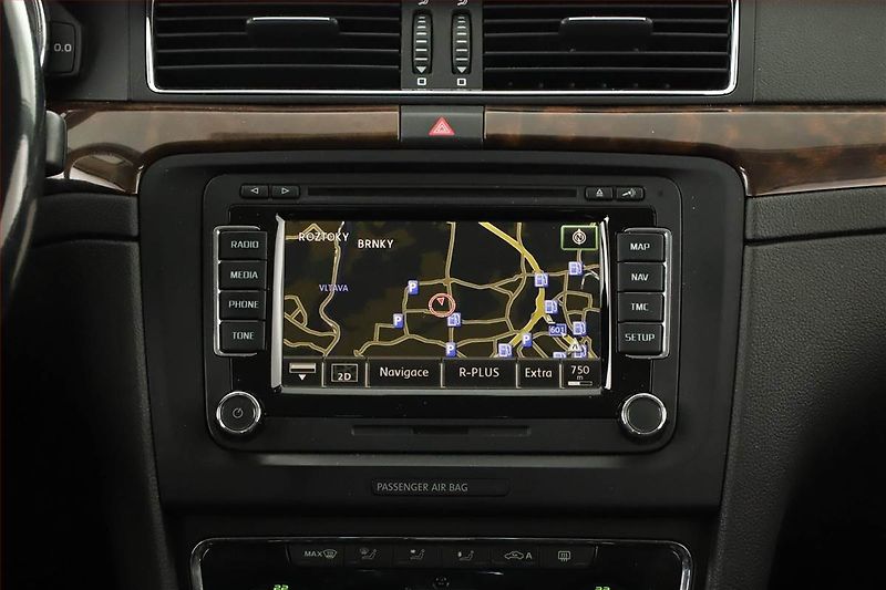 Škoda Superb (2014) Elegance 2.0 TDI, Automat - fotka 13 z 16