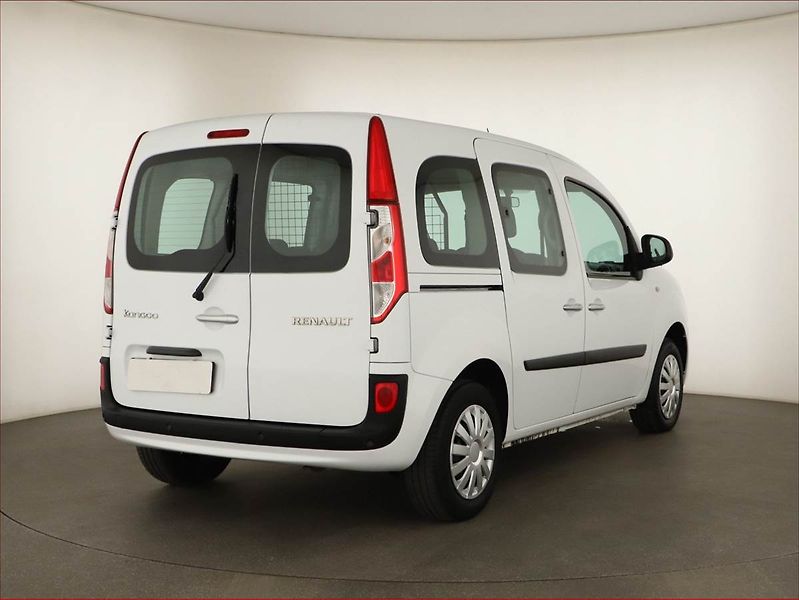 Renault Kangoo (2021) Zen 1.5 dCi, 5Míst, ČR, 1Maj - fotka 5 z 12