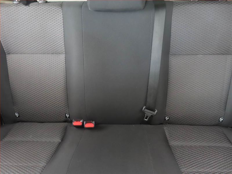 Toyota Hilux (2021) 2.4 D-4D - fotka 10 z 15