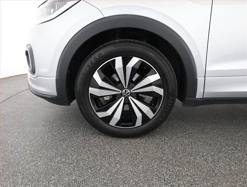 Volkswagen T-Cross (2022) R-Line 1.5 TSI - fotka 16 z 16