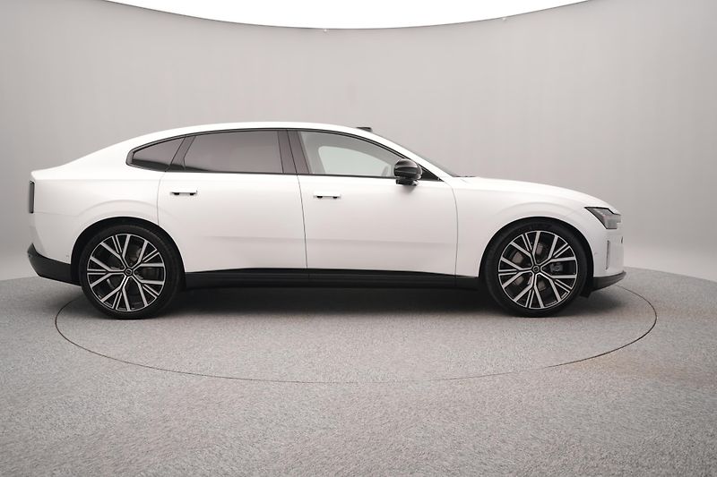Volvo ES90 (2026) PURE ELECTRIC ULTRA - fotka 11 z 20