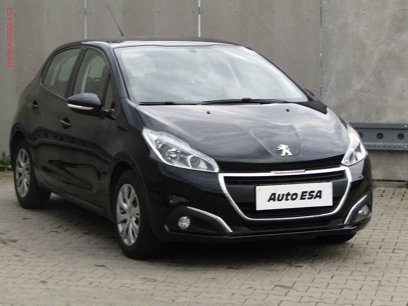 Peugeot 208 (2018) 1.2PT, ČR, AC, výhřev sed. - fotografie inzerátu