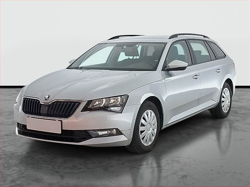Škoda Superb (2019) 2.0 TDI, Park. senzory - fotka 2 z 15