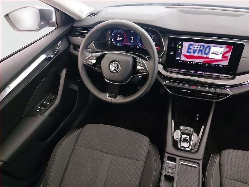 Škoda Octavia (2023) 2.0 TDI - fotka 7 z 17