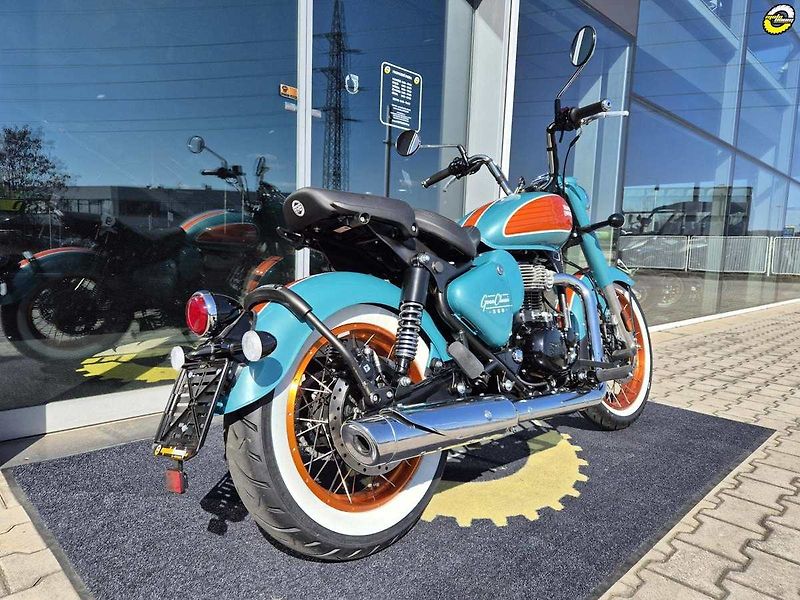 Royal Enfield Classic 350 (2026) Goan - fotka 4 z 21