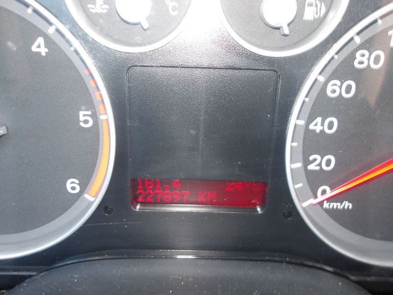 Ford Focus 1,6TDCi KLIMA ! 2xPNEU ! - fotka 25 z 28