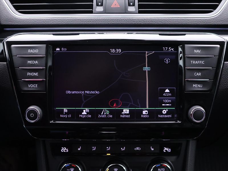 Škoda Superb 2,0 TDI 140kW DSG L&K Xenon - fotka 30 z 46