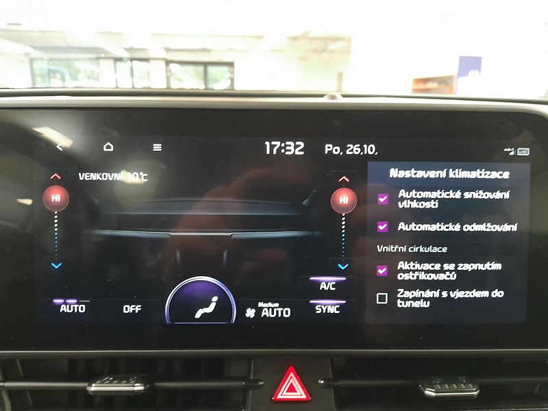 Kia Sportage 1.6 T-GDI Comfort ČR 1.MAJ - fotka 27 z 29