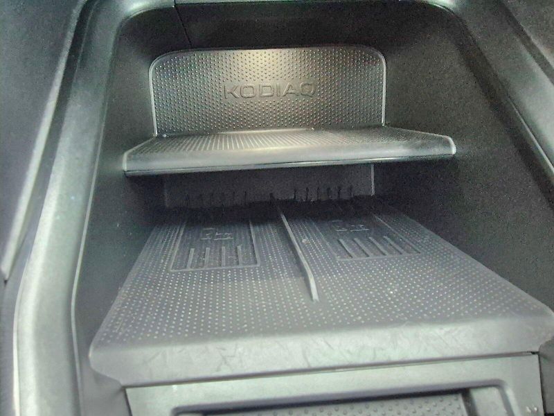 Škoda Kodiaq (2024) Selection 2.0 TDI 142 kW 4x4 7 - fotka 27 z 32