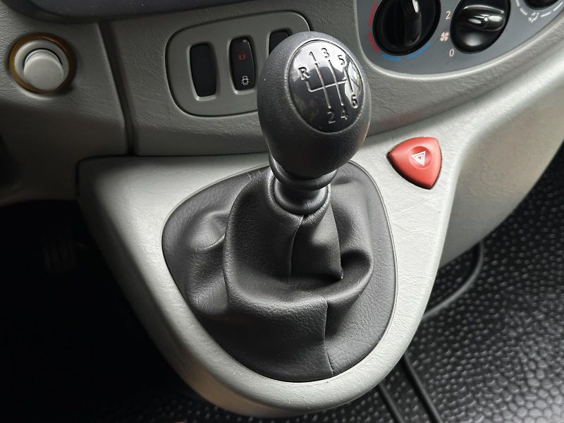 Renault Trafic 2.0dCi 90PS L1-H1 CHLAĎÁK Carr - fotka 26 z 28