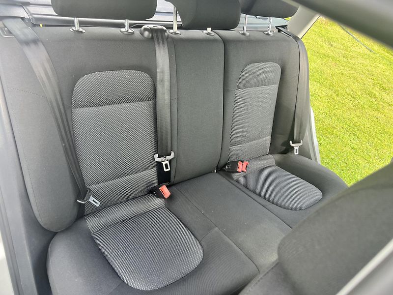 Škoda Fabia 1.4 59KW,TZ,KLIMA,TEMPOMAT,ESP - fotka 20 z 45