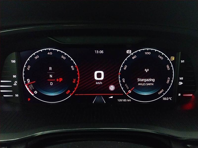 Škoda Octavia (2021) RS 2.0 TSI - fotka 11 z 22