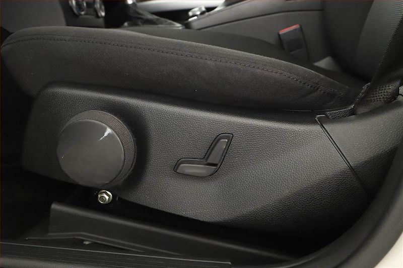 Mercedes-Benz GLK (2009) 350 CDI, 4X4, Automat - fotka 13 z 15