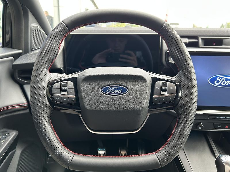 Ford Puma 1.0 Hybrid (mHEV) 92kW ST-Line - fotka 18 z 34