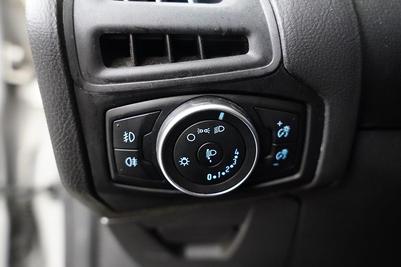 Ford Focus - fotka 13 z 24