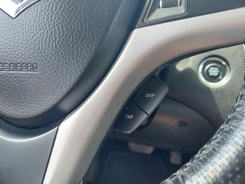 Suzuki Kizashi 2.4 4WD - fotka 45 z 59