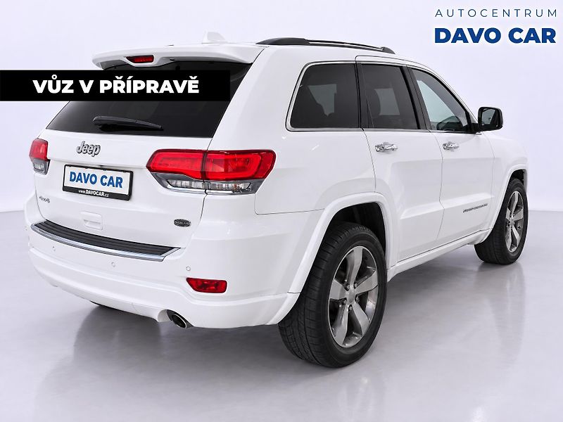 Jeep Grand Cherokee 3.0 CRD 184kW 4WD CZ Overland - fotka 3 z 12