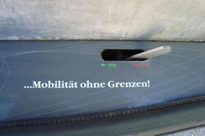 Volkswagen Caddy (2014) 1.6 TDi, Invalid úprava,rampa - fotka 24 z 73