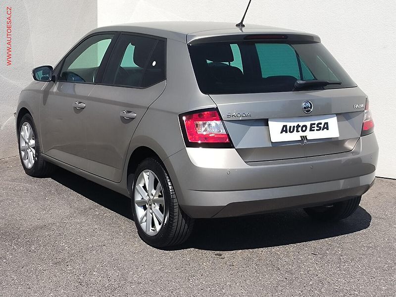 Škoda Fabia (2016) 1.2 TSi, Joy, +kola, navi - fotka 6 z 23