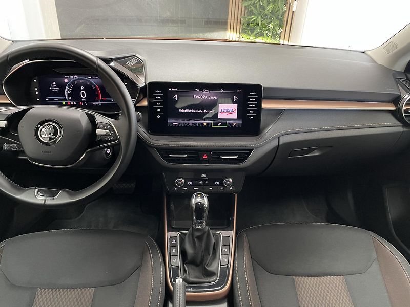 Škoda Fabia 1.0 TSi 81kW DSG ČR 1.MAJ NAVI - fotka 22 z 34