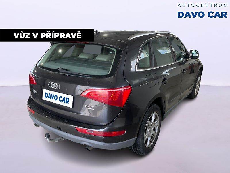 Audi Q5 2,0 TFSI quattro S-Tronic - fotka 5 z 12