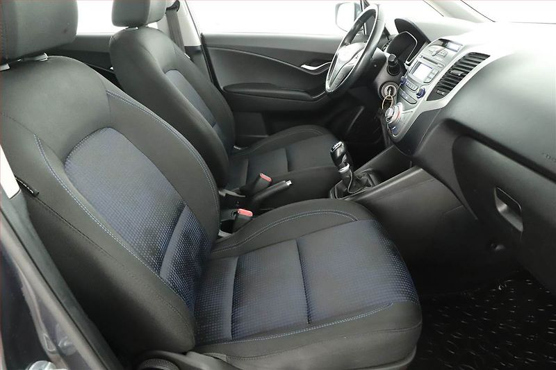 Hyundai ix20 (2018) 1.4 CVVT, Serv.kniha - fotka 7 z 14