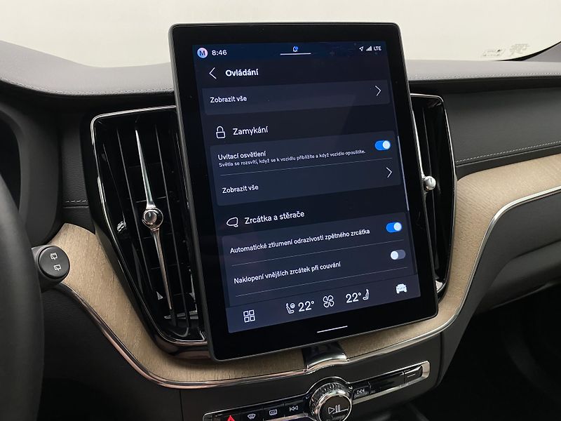 Volvo XC60 T8 AWD RECHARGE ULTRA DARK CZ - fotka 55 z 69