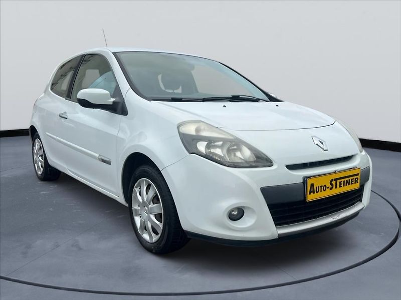 Renault Clio 1,5 DCi,2x Sada kol,Klima - fotka 2 z 16