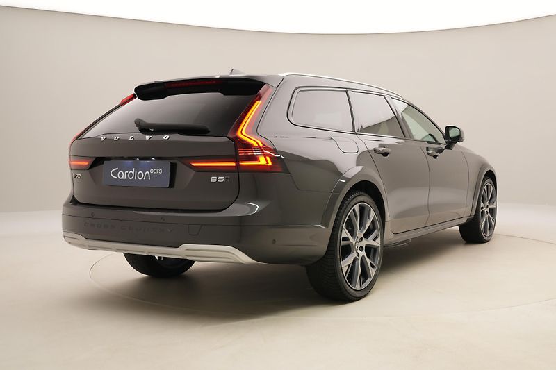 Volvo V90 CC B5 AWD BRIGHT PLUS AUT CZ - fotka 11 z 49