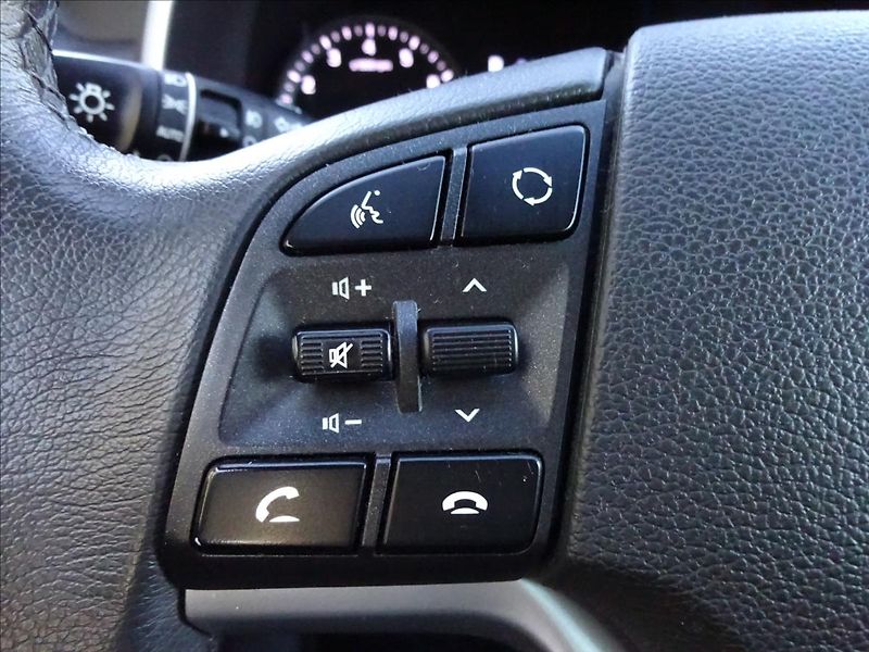 Hyundai Tucson 1,6T- GDi 130kW Trikolor - fotka 45 z 58