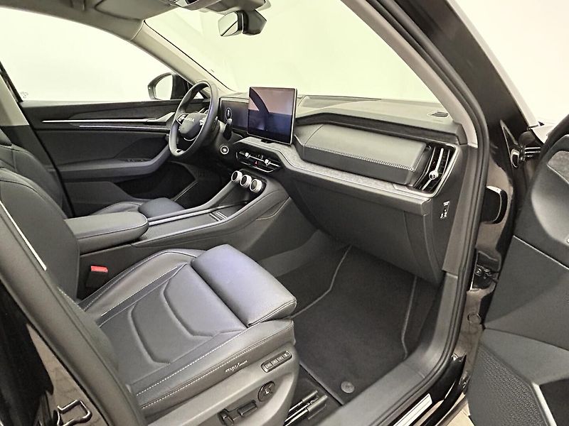 Škoda Kodiaq 2.0 TDI 4x4 Exclusive Selectio - fotka 10 z 28