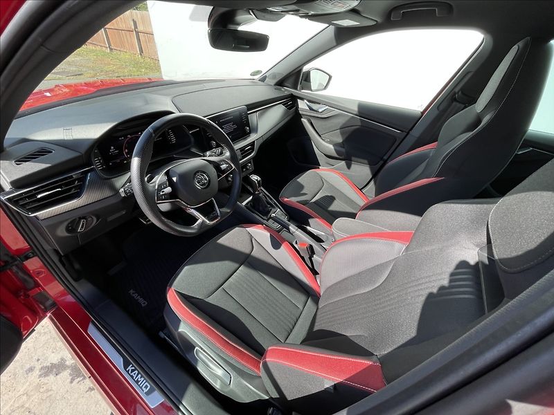 Škoda Kamiq 1,5 TSI DSG Monte Carlo - fotka 5 z 24