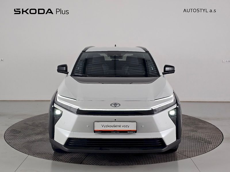 Toyota bZ4X (2026) FACELIFT AWD 343k EXECUTIVE - fotka 4 z 33