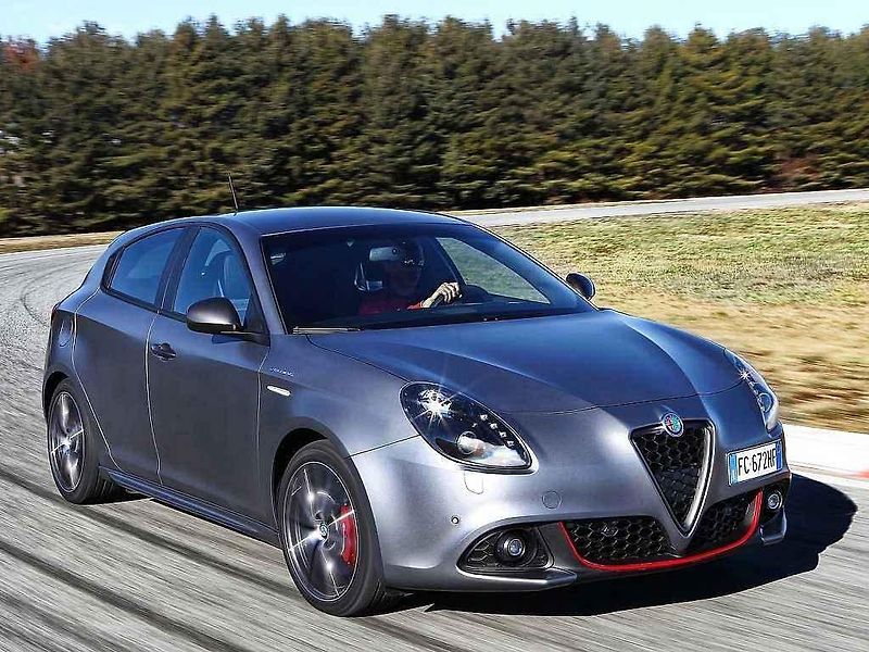 Alfa Romeo Giulietta.