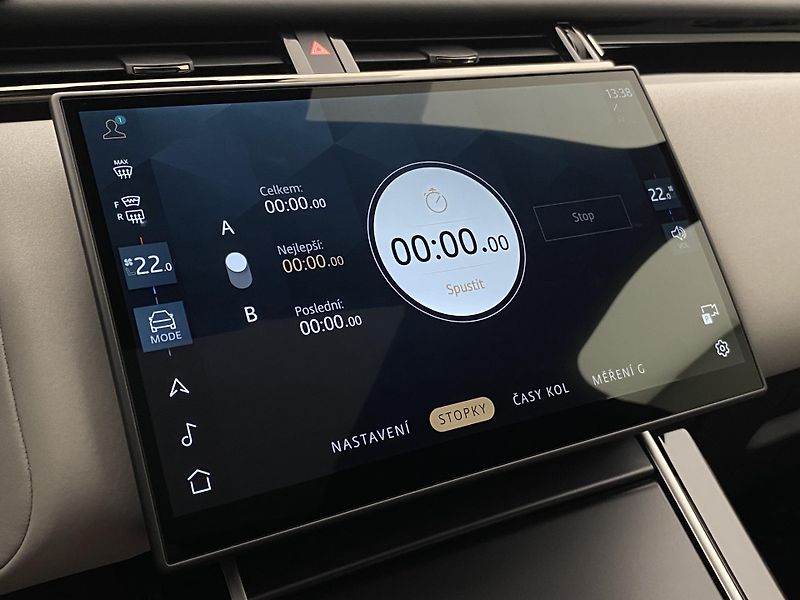 Land Rover Range Rover Velar D300 Dynamic SE REZERVACE - fotka 44 z 61