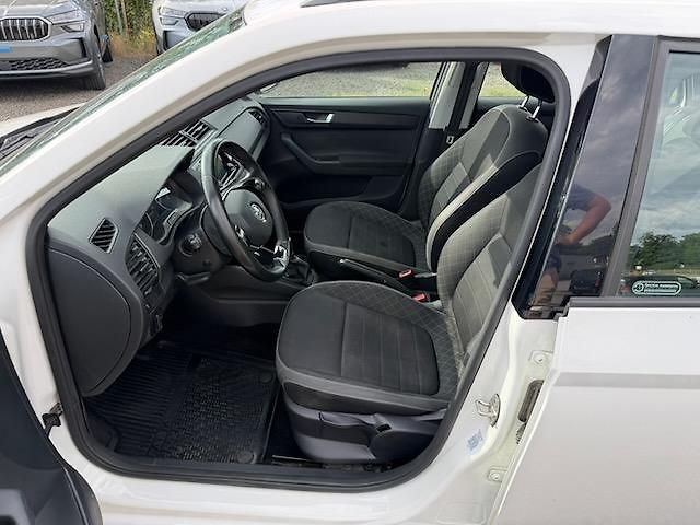Škoda Fabia (2021) Ambition 1,0 TSI 70 kW 5M - fotka 10 z 16