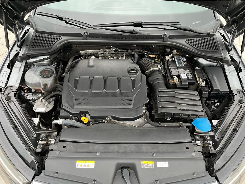 Škoda Octavia 2.0 TDI 110 kW AMBITION - fotka 28 z 28