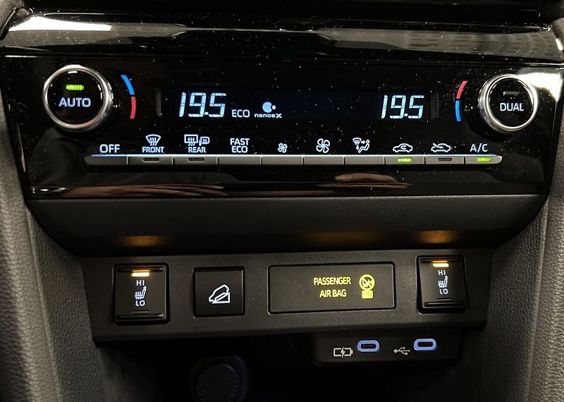 Toyota Yaris Cross 1.5 Hybrid AT EXECUTIVE TECH V - fotka 7 z 19
