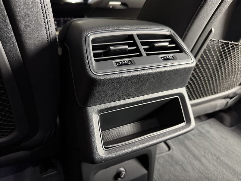 Audi e-tron 300kW S-Line Night Vision - fotka 18 z 48
