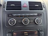 Volkswagen Touran 1,6 TDi/77kW - Webasto,TZ,... - náhled 22