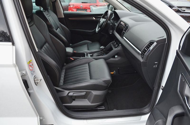 Škoda Karoq (2018) 1.6 TDi 85kW DSG STYLE /CANTON - fotka 9 z 41