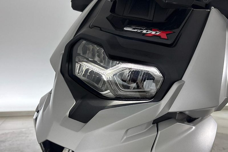 BMW C 400 X - fotka 7 z 13