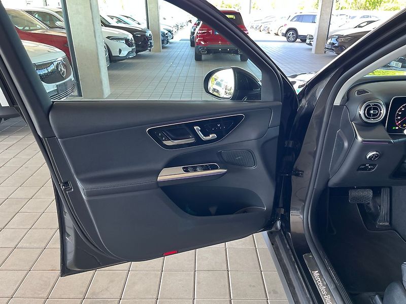 Mercedes-Benz GLC d 4MATIC - fotka 9 z 19