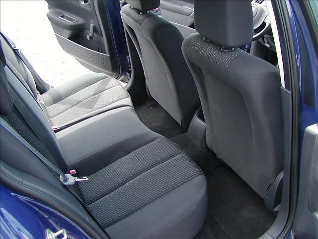 Renault Mégane 1.9DCi,88KW,6-ti KVALT,KLIMA - fotka 15 z 18