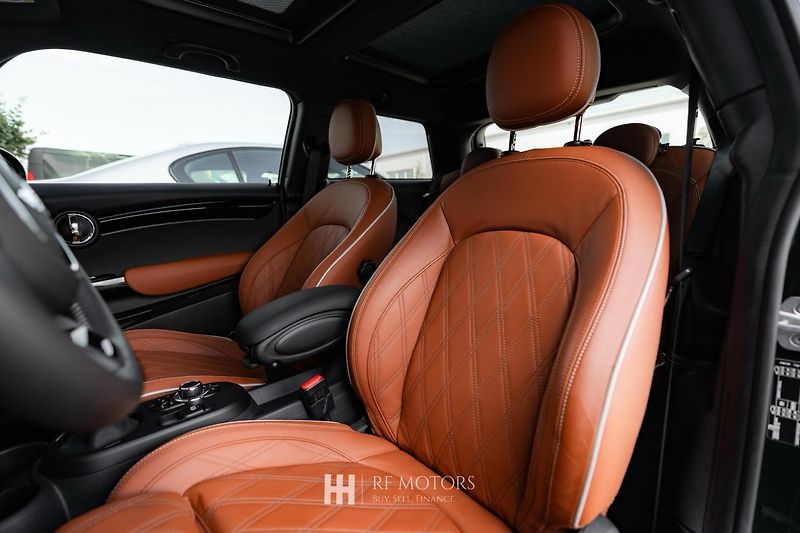 Mini JCW (2024) - fotka 26 z 48