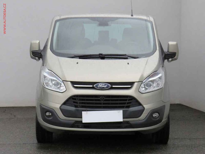 Ford Tourneo Custom (2015) 2.2TDCi, Titanium, 114kW - fotka 2 z 3