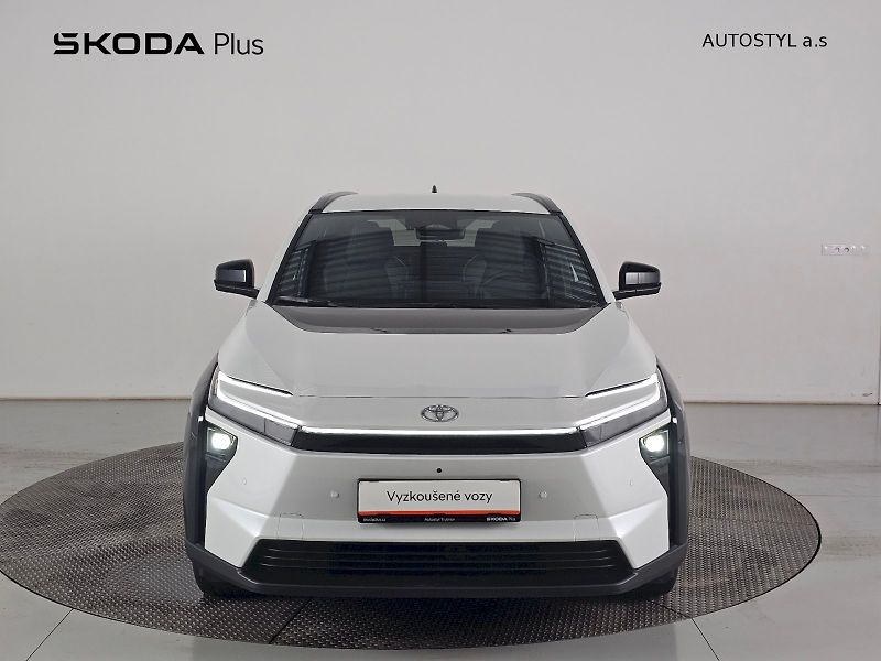 Toyota bZ4X (2026) FACELIFT AWD 343k EXECUTIVE - fotka 4 z 35